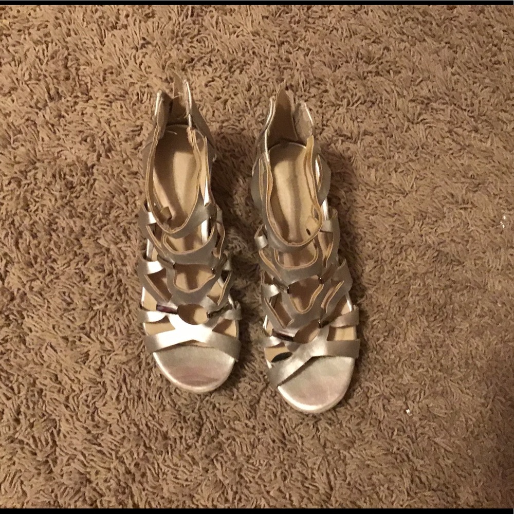 Cat & Jack Sliver wedges